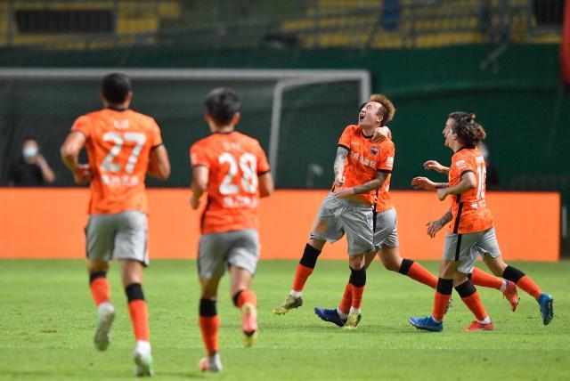 V体育官网-深足创17年最佳战绩 从降级队到争冠组仅用3年